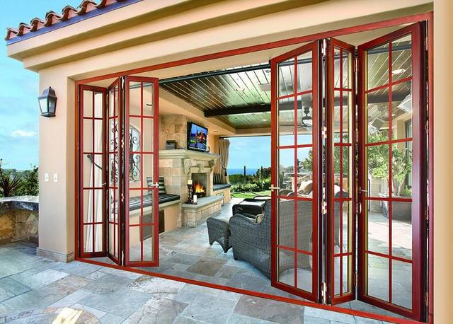 Modern Aluminium Folding Doors